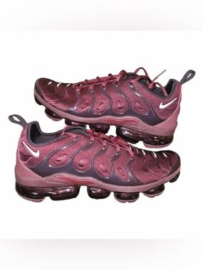 Nike Air VaporMax Plus Night Maroon Burgundy Red FN6850-681 Mens Size 13